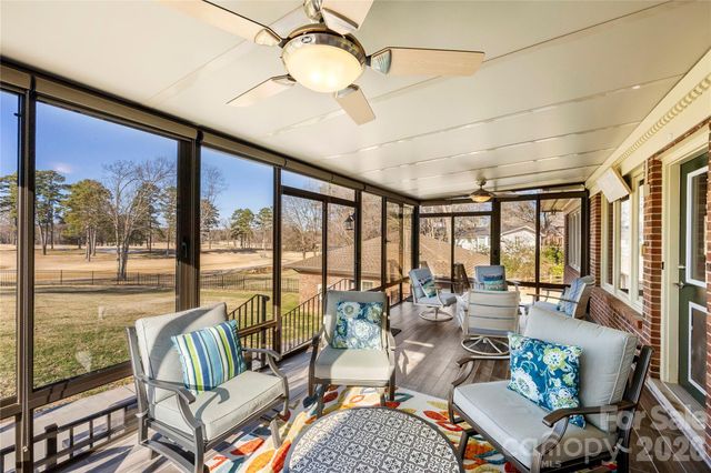 1419 Stoneyridge Drive, Charlotte, NC 28214