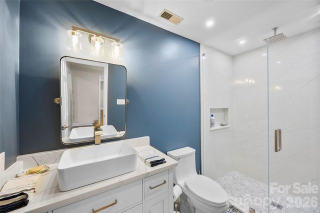 1419 Stoneyridge Drive, Charlotte, NC 28214