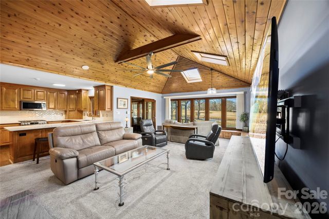 1419 Stoneyridge Drive, Charlotte, NC 28214