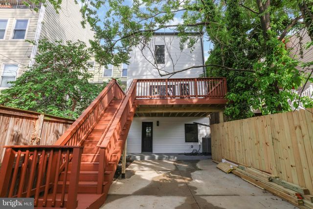 1404 MONTELLO AVE NE, Washington, DC 20002