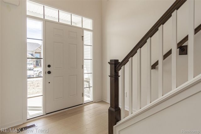 2001 Crested Butte Drive, White Lake Charter Township, MI 48383