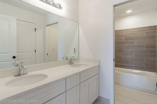 2001 Crested Butte Drive, White Lake Charter Township, MI 48383