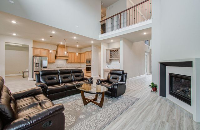 10015 Crescent Wood Drive, Missouri City, TX 77459