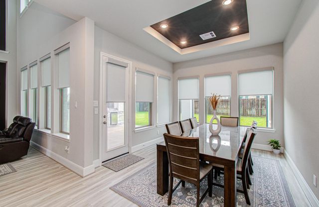 10015 Crescent Wood Drive, Missouri City, TX 77459