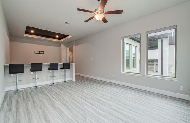 10015 Crescent Wood Drive, Missouri City, TX 77459