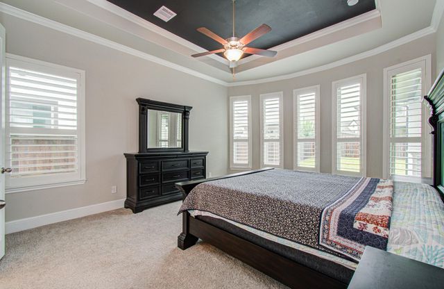 10015 Crescent Wood Drive, Missouri City, TX 77459