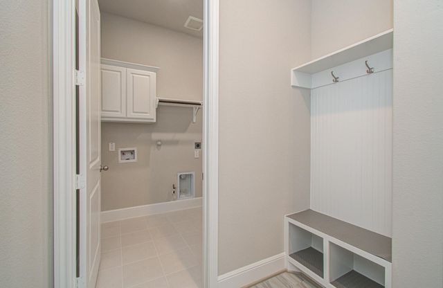 10015 Crescent Wood Drive, Missouri City, TX 77459