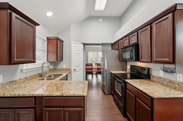 17005 Simsbrook DR, Pflugerville, TX 78660