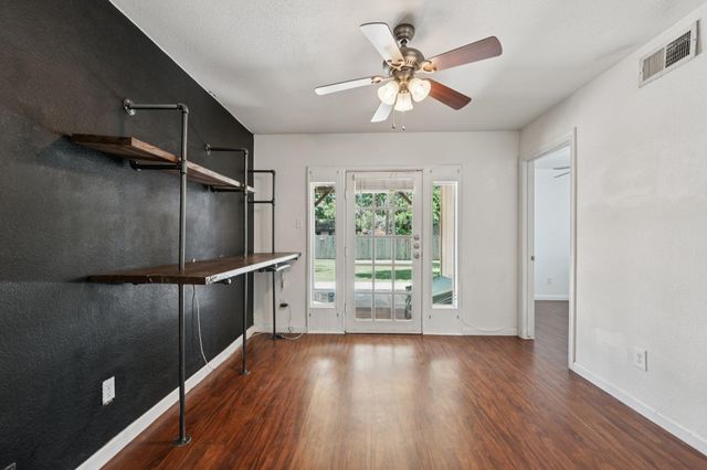17005 Simsbrook DR, Pflugerville, TX 78660