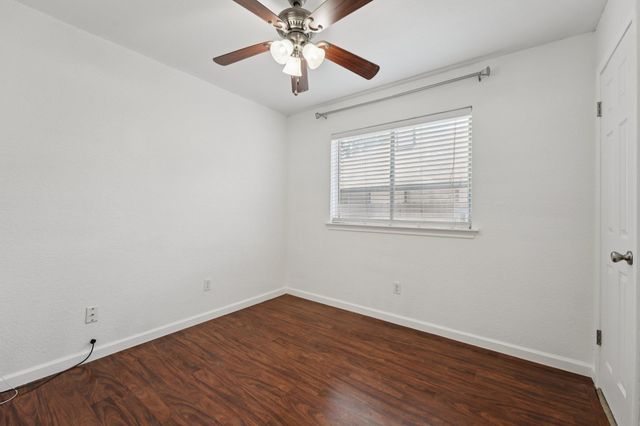 17005 Simsbrook DR, Pflugerville, TX 78660