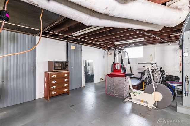 1811 Warner Avenue, Dayton, OH 45404