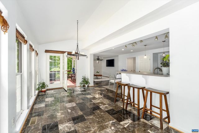 419 CARTER LN, Louisa, VA 23093