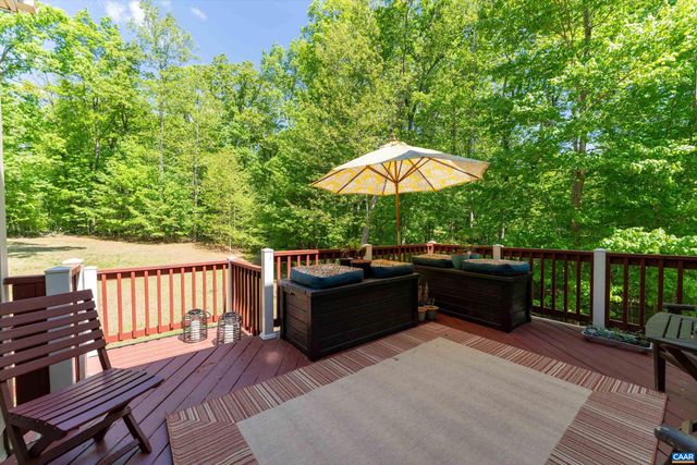 419 CARTER LN, Louisa, VA 23093