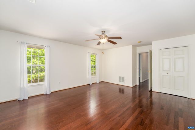 419 CARTER LN, Louisa, VA 23093