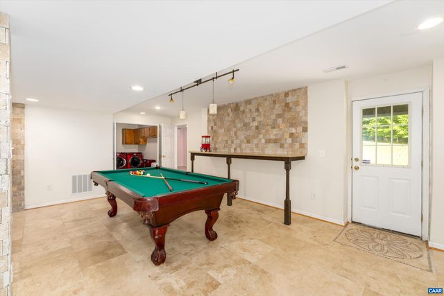 419 CARTER LN, Louisa, VA 23093