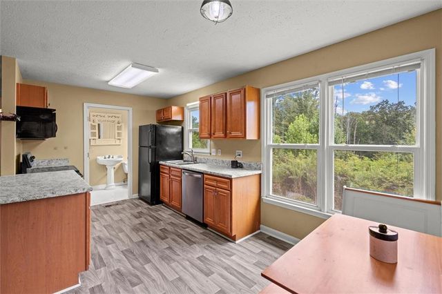 1464 FELTON ROCKMART Road, Buchanan, GA 30113