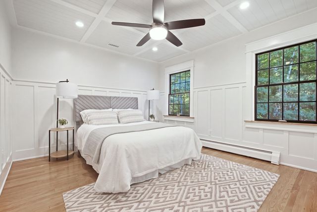 203 Winn St, Burlington, MA 01803