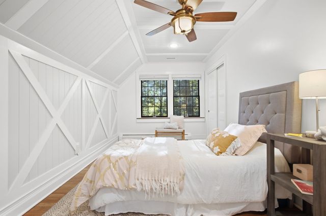 203 Winn St, Burlington, MA 01803