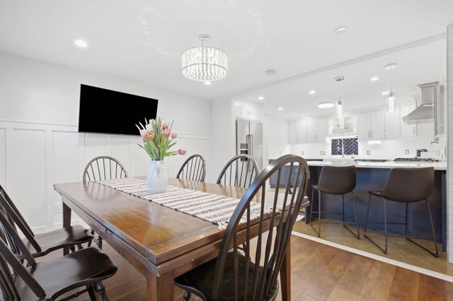 203 Winn St, Burlington, MA 01803