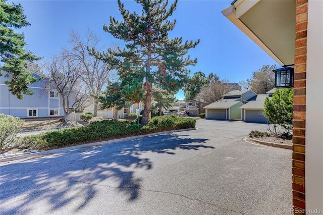 11185 E Linvale Drive, Aurora, CO 80014