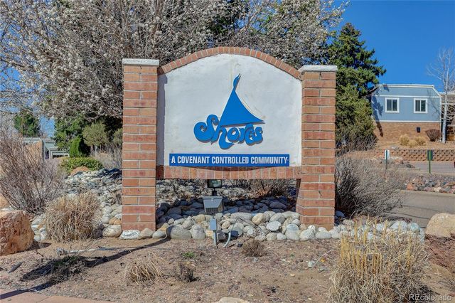 11185 E Linvale Drive, Aurora, CO 80014