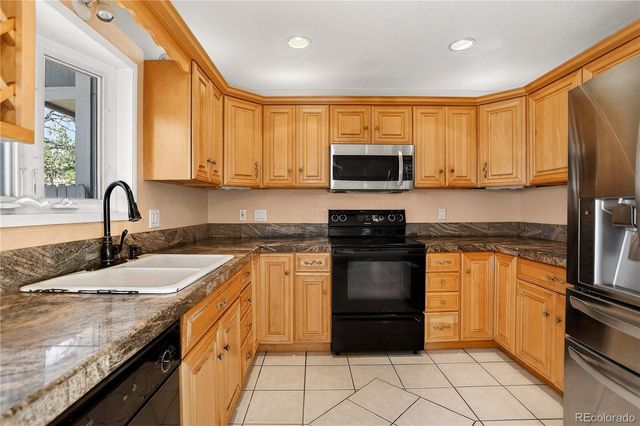 11185 E Linvale Drive, Aurora, CO 80014