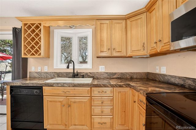 11185 E Linvale Drive, Aurora, CO 80014