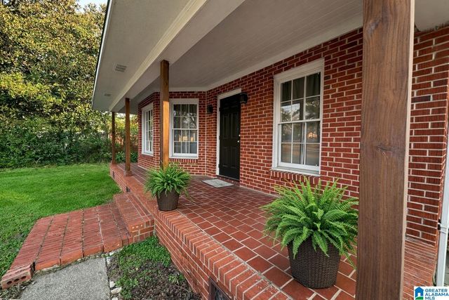 1205 4TH AVENUE N, Clanton, AL 35045