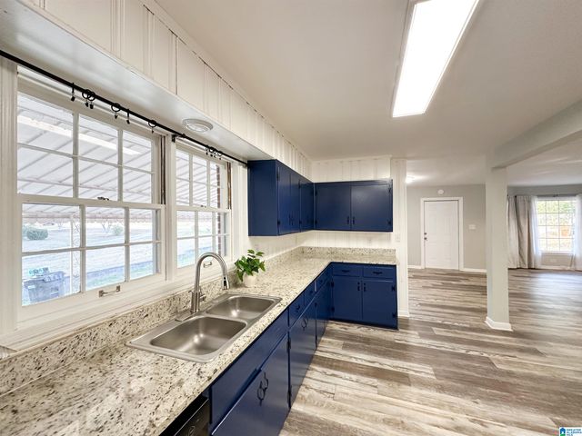 1205 4TH AVENUE N, Clanton, AL 35045