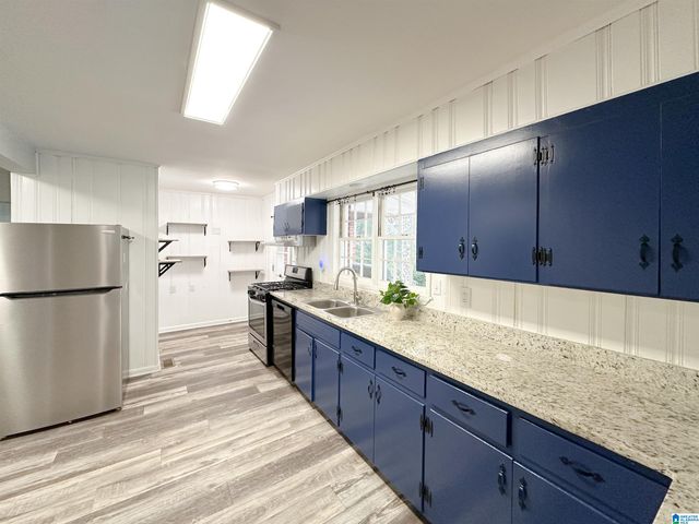 1205 4TH AVENUE N, Clanton, AL 35045