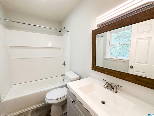 1205 4TH AVENUE N, Clanton, AL 35045