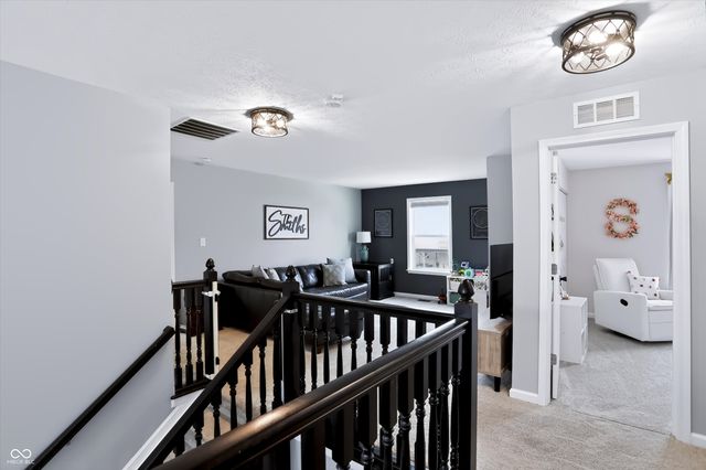 6629 W Deer Hill Drive, Mccordsville, IN 46055