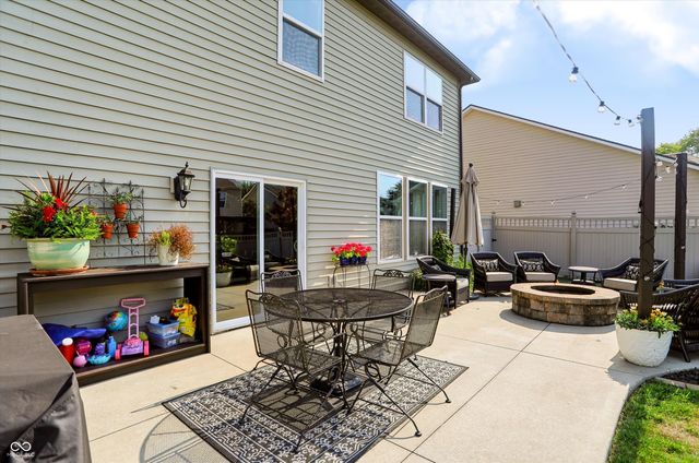 6629 W Deer Hill Drive, Mccordsville, IN 46055