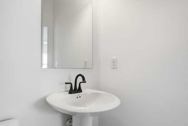 6326 Sparks Drive, Galena, OH 43021