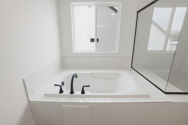 6326 Sparks Drive, Galena, OH 43021