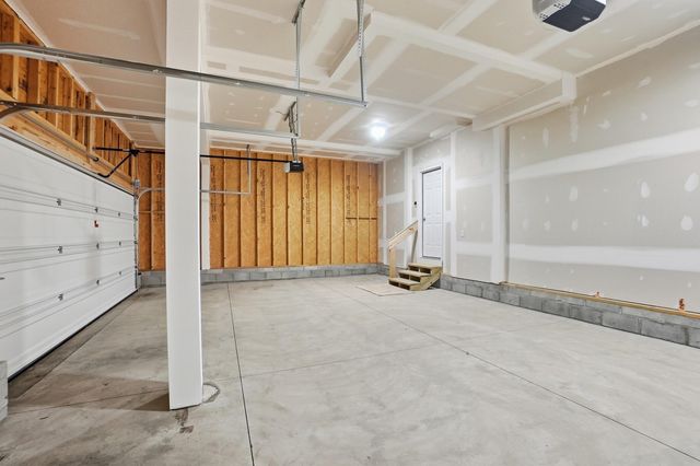 6326 Sparks Drive, Galena, OH 43021