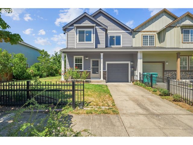17325 Se SHERMAN St, Portland, OR 97233