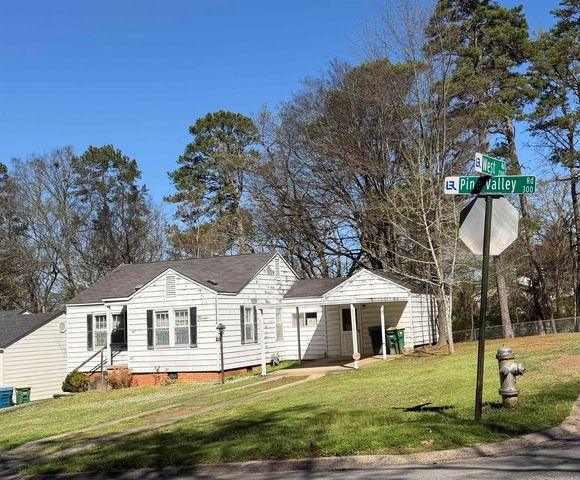 316 Pine Valley Road, Little Rock, AR 72207