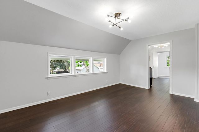 6844 N Ottawa Avenue 2, Chicago, IL 60631
