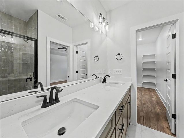 24 Cromarty Drive, Bella Vista, AR 72715