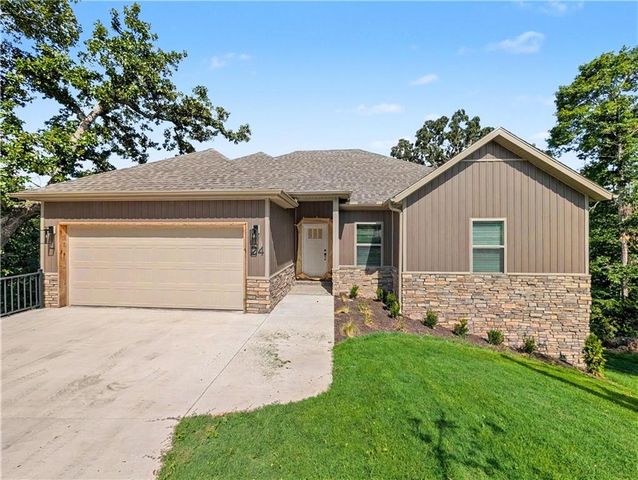 24 Cromarty Drive, Bella Vista, AR 72715