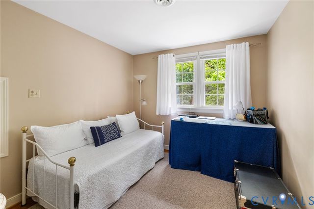 421 Paddington Dr, Midlothian, VA 23114