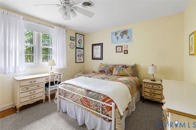 421 Paddington Dr, Midlothian, VA 23114