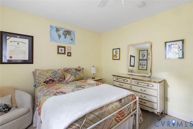 421 Paddington Dr, Midlothian, VA 23114