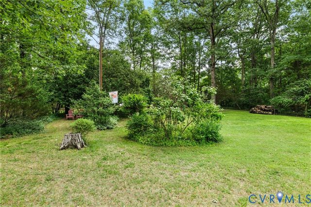 421 Paddington Dr, Midlothian, VA 23114