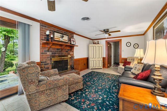 421 Paddington Dr, Midlothian, VA 23114