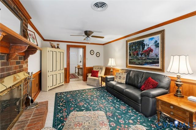 421 Paddington Dr, Midlothian, VA 23114