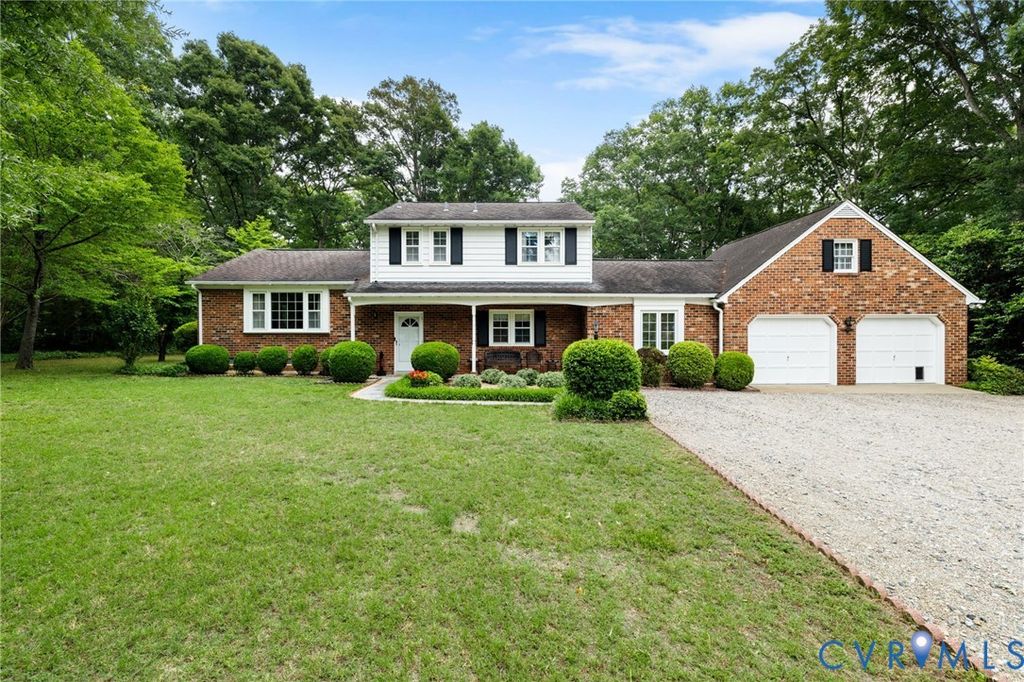 421 Paddington Dr, Midlothian, VA 23114