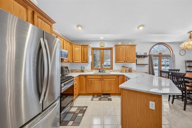 975 Glenwood Avenue, Muskegon, MI 49445