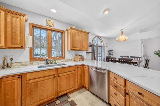 975 Glenwood Avenue, Muskegon, MI 49445